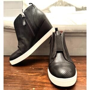 Linea Paolo Felicia Wedge Sneakers Black Perforated Leather 8.5